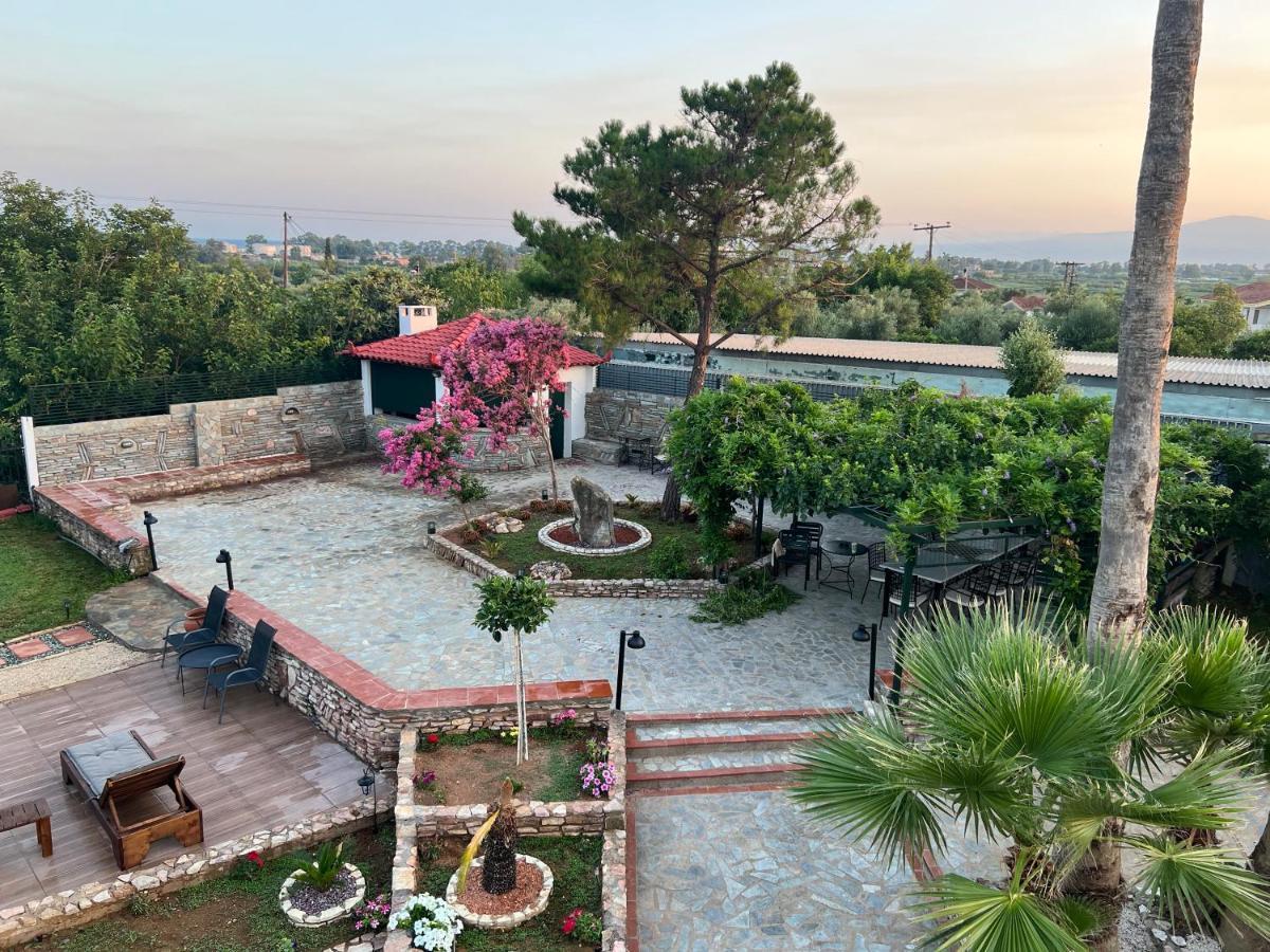 Kalamata Garden Suite Bagian luar foto