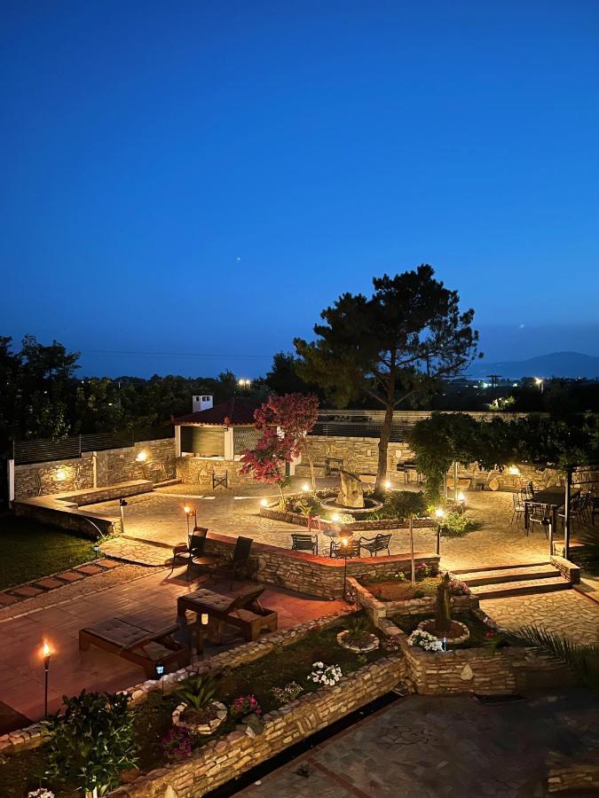 Kalamata Garden Suite Bagian luar foto