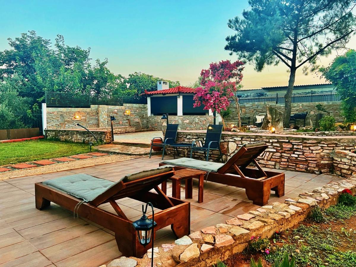 Kalamata Garden Suite Bagian luar foto