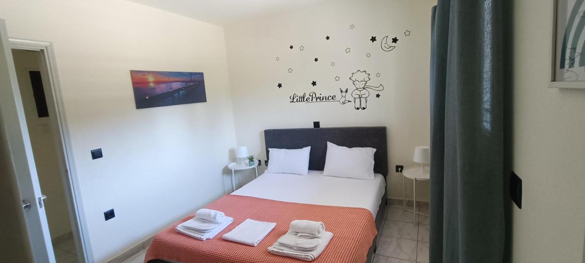 Kalamata Garden Suite Bagian luar foto