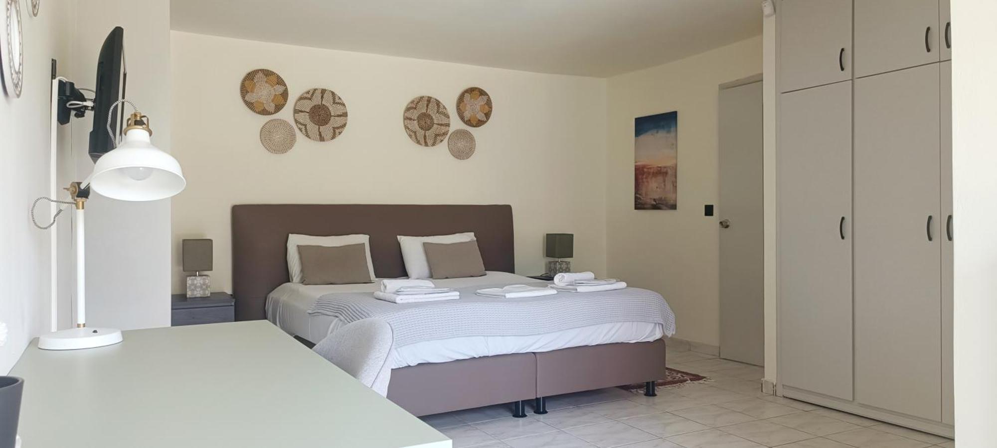 Kalamata Garden Suite Bagian luar foto